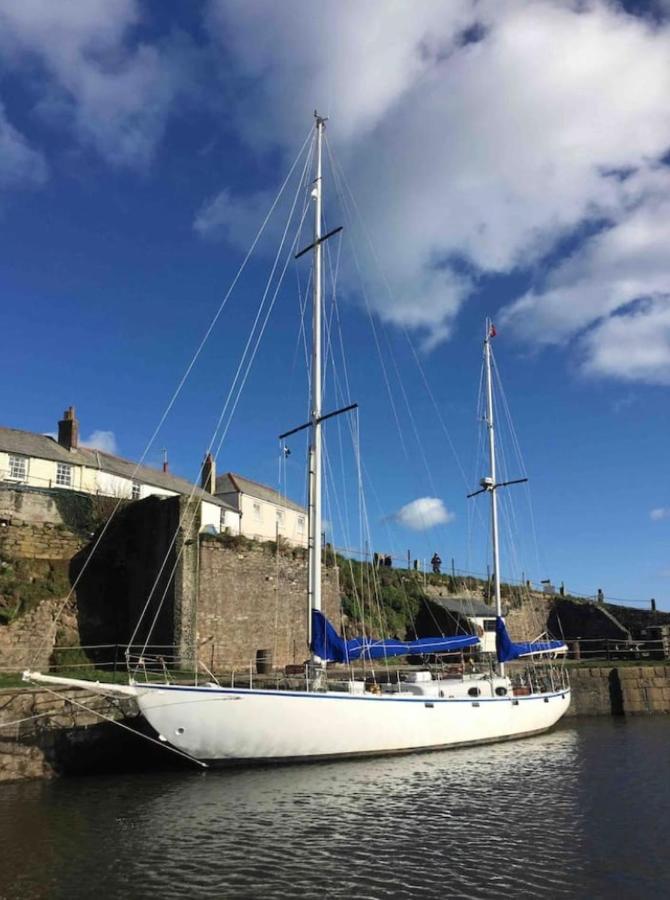 Stunning Yacht Sea Lion In Charlestown Harbour, Cornwall Hotel Bagian luar foto