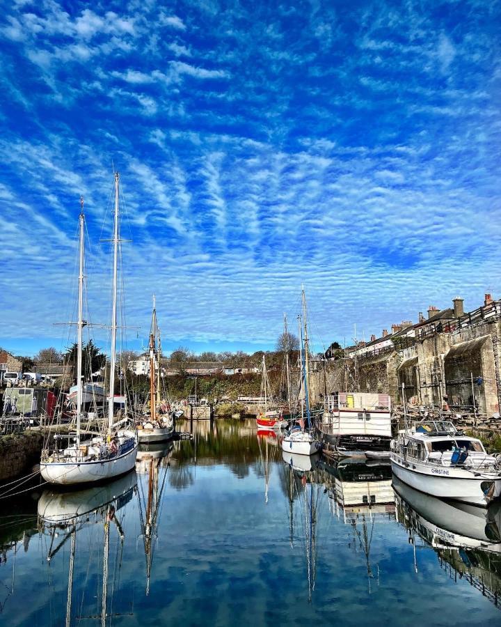 Stunning Yacht Sea Lion In Charlestown Harbour, Cornwall Hotel Bagian luar foto