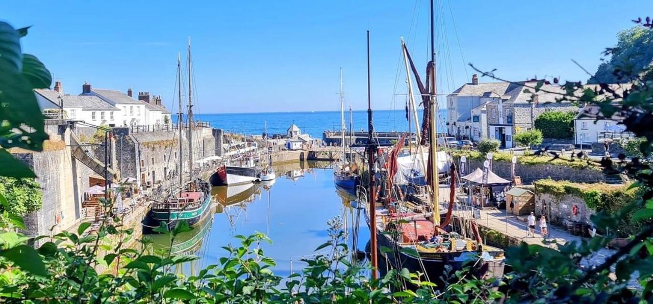 Stunning Yacht Sea Lion In Charlestown Harbour, Cornwall Hotel Bagian luar foto